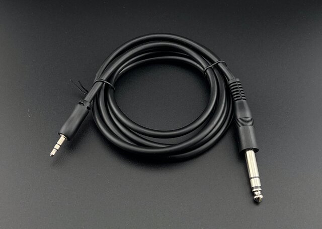 3.5mm male to 1/4" male TRS cable